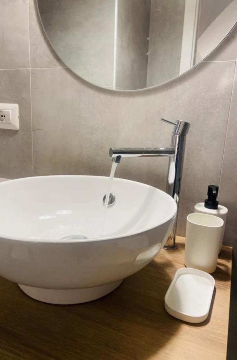 شقة Casa Nannina - Seaview Terrace With Jacuzzi In كابري الغرفة الصورة